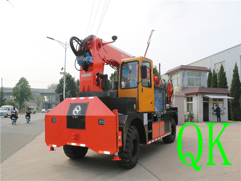 混凝土泵 青科重工 濕噴臺(tái)車 混凝土泵 青科重工 濕噴臺(tái)車